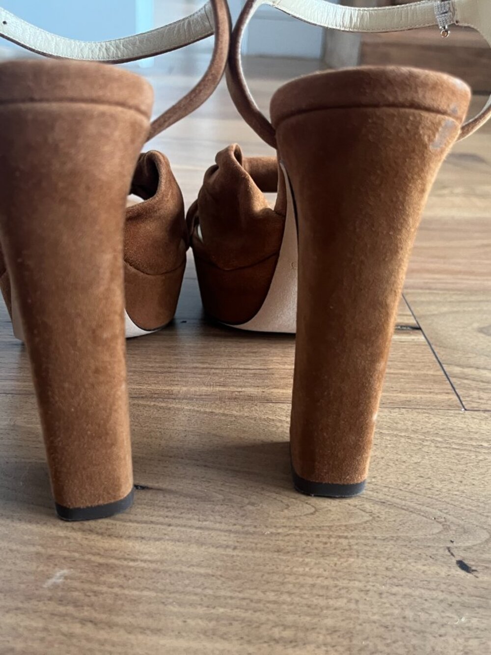 Jimmy Choo Heloise 120 Knotted Suede Platform Sandals - Picture 4 of 10